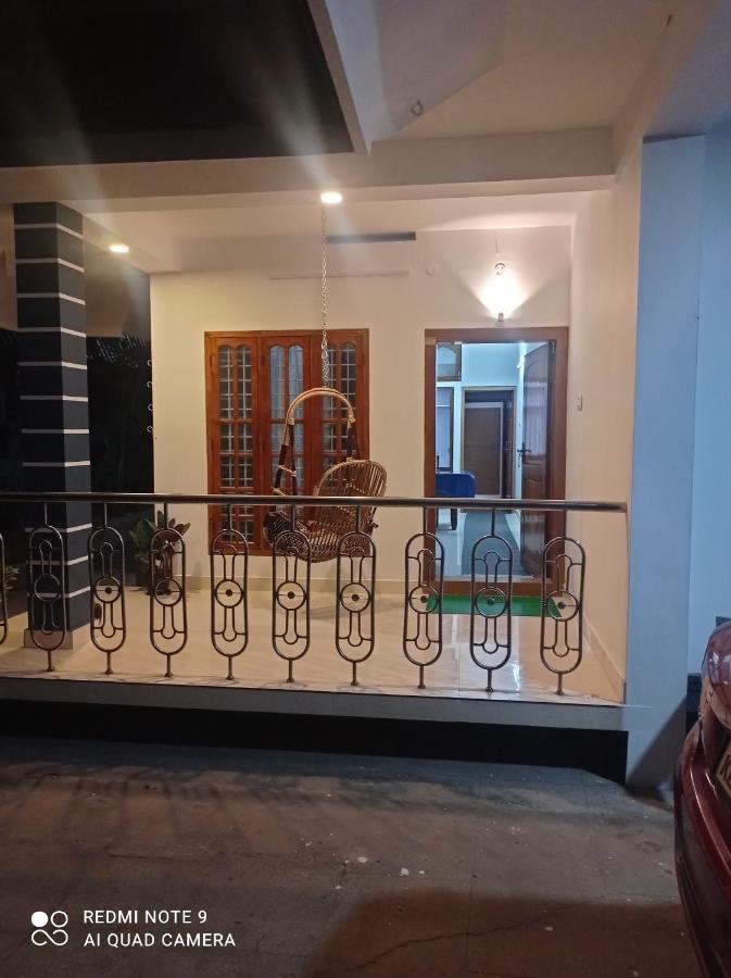 דירות טקאדי Fab House מראה חיצוני תמונה